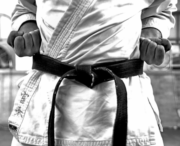 karate black belt. best self defense for women. 
